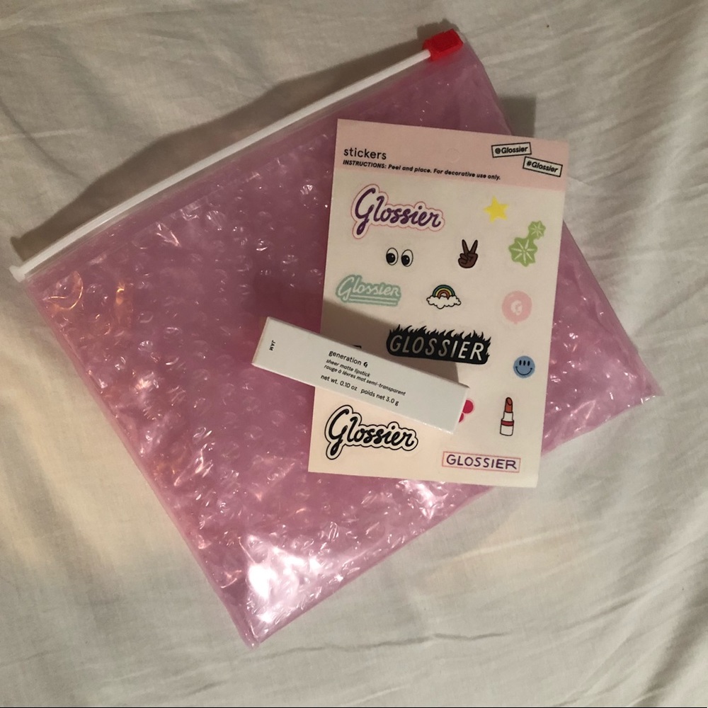 NEW GLOSSIER GENERATION G LIPSTICK IN JAM